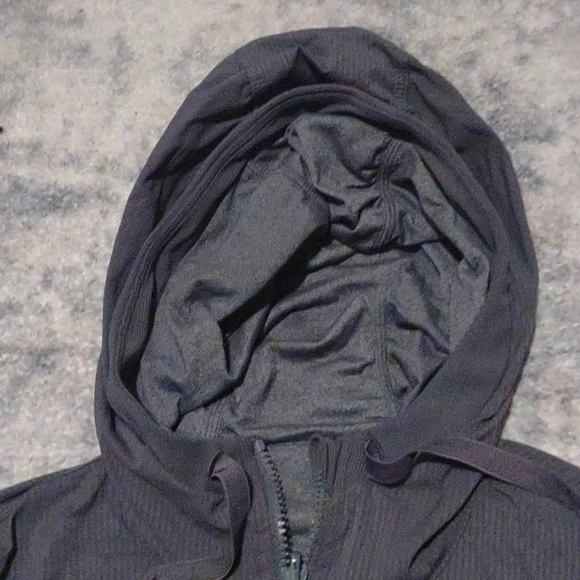 Lululemon | Thermal Jackets - Picture 5 of 6